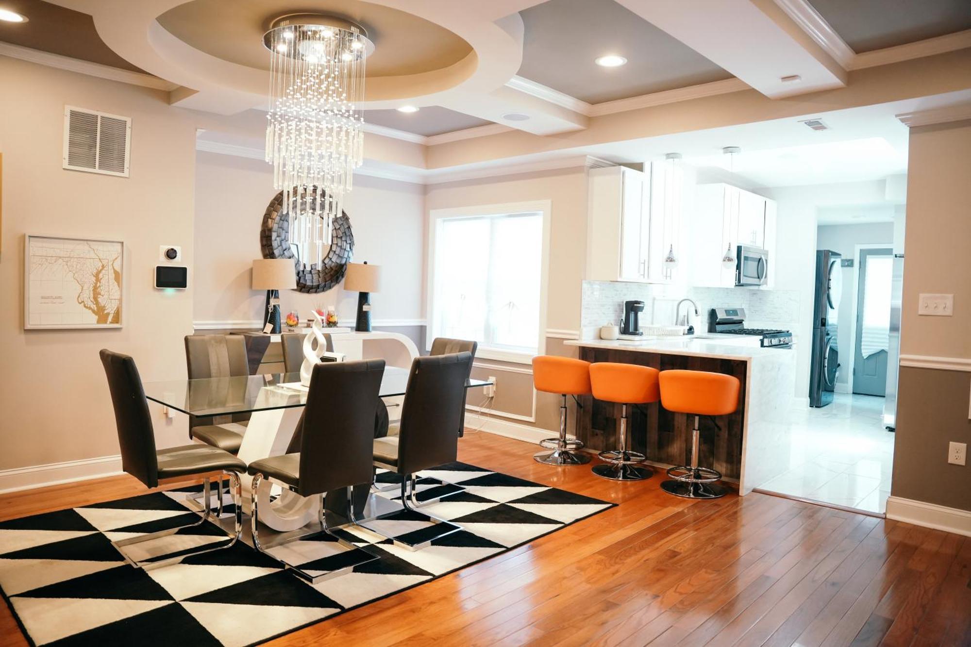 Charm City Luxury 4 Bedroom Brick Home Балтимор Экстерьер фото